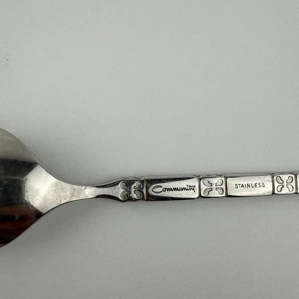 Vtg Lot 4 Madrid No Black Accent Teaspoons Oneida Community Stainless Flatware